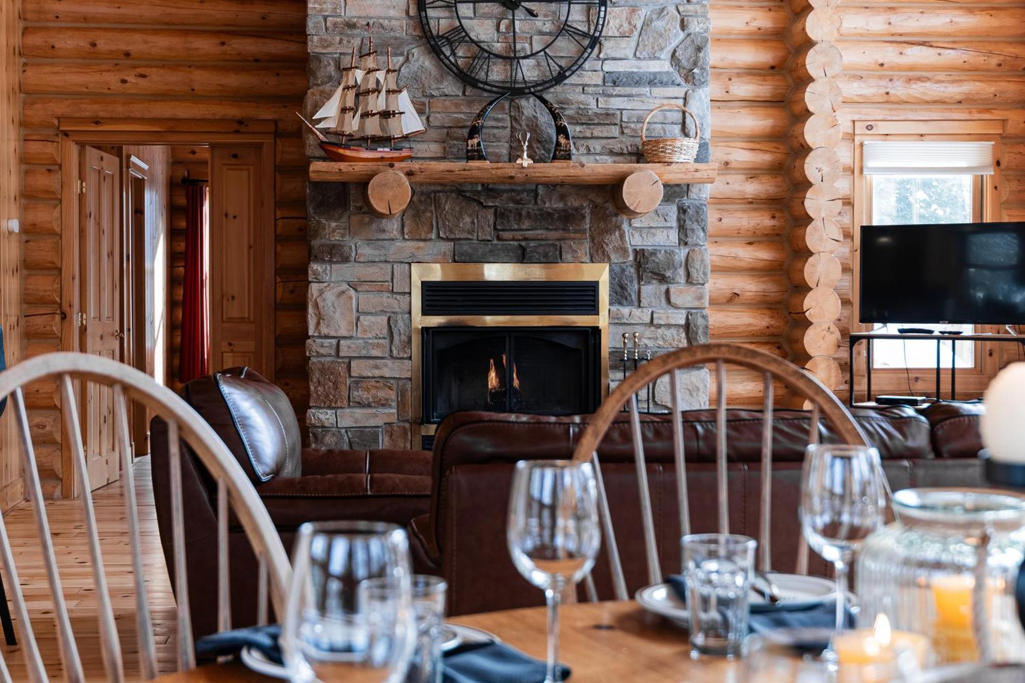 Fiddler Lake Resort Chalet 76 Deer Mille-Isles Exterior foto